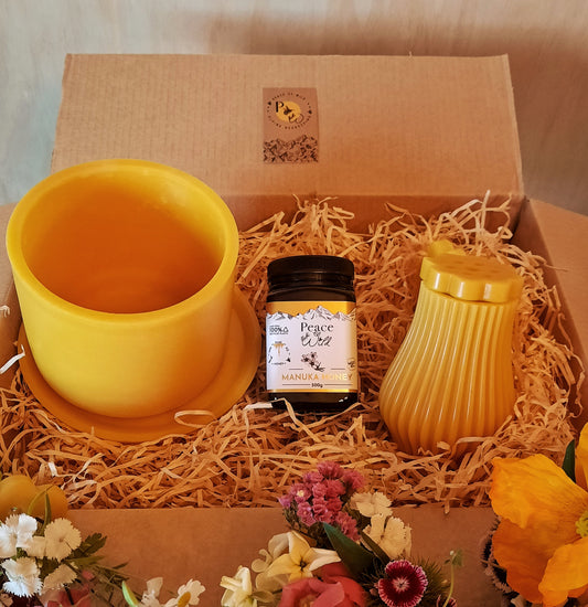 GOLDEN BOTANICALS GIFT BOX